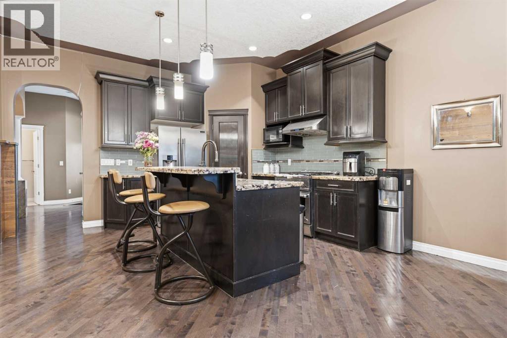 290 Valleyview Court Se, Calgary, Alberta  T2B 0K7 - Photo 16 - A2326452