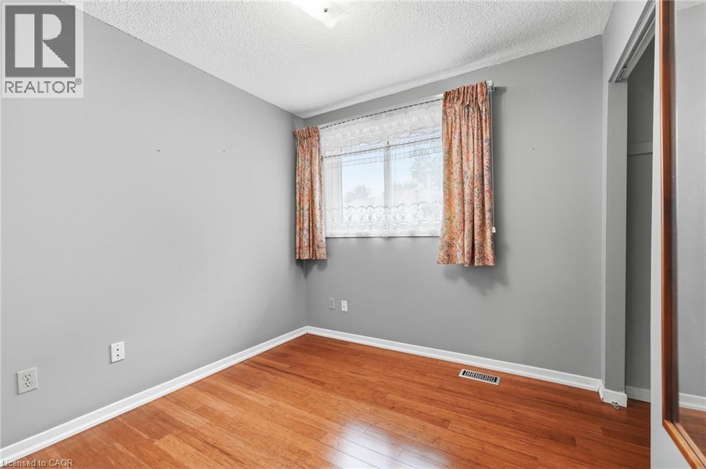 303 Wendover Drive, Hamilton, Ontario  L9C 5X5 - Photo 16 - 40848331