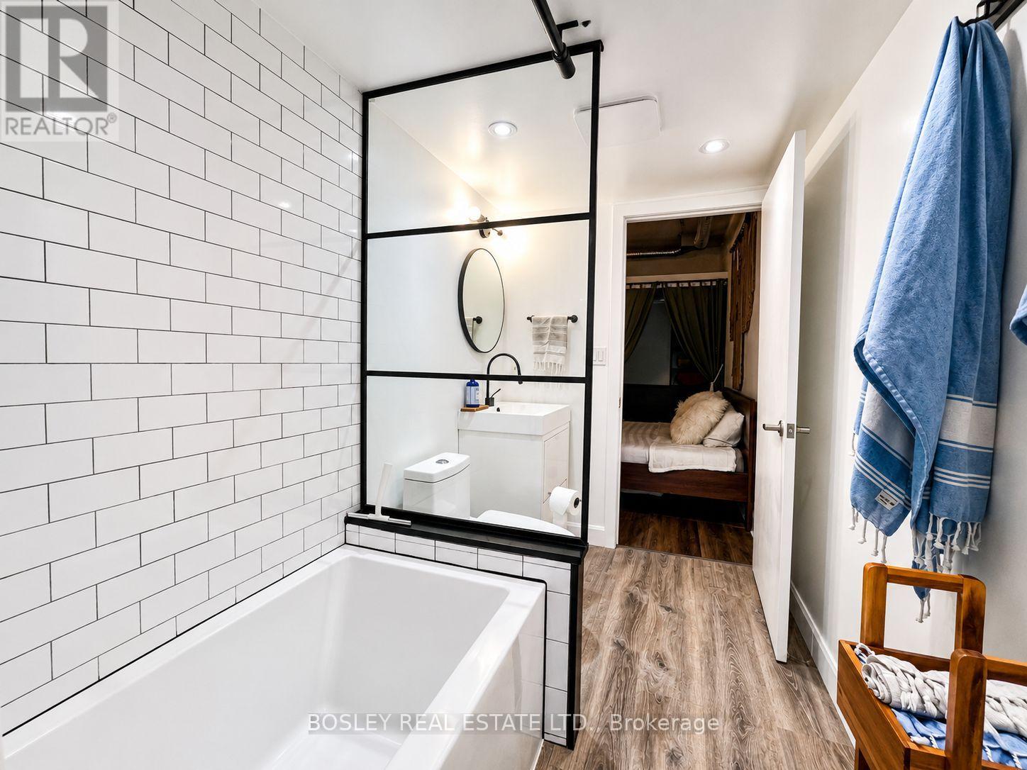 714 - 150 Sudbury Street, Toronto, Ontario  M6J 3S8 - Photo 12 - C13609964
