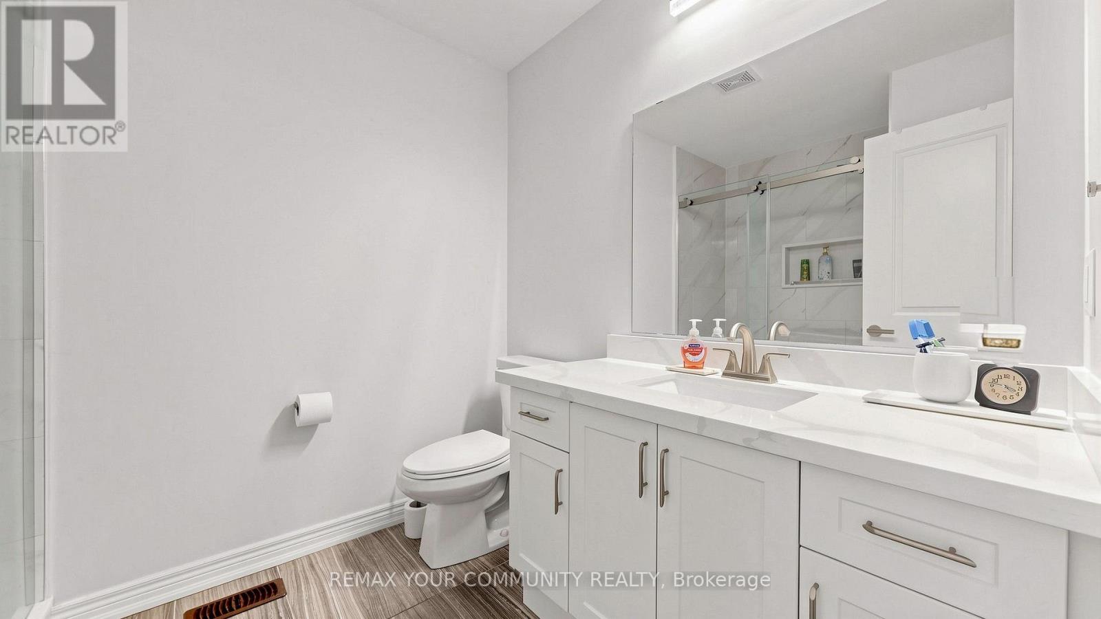 3 Frederick Pearson Street, East Gwillimbury, Ontario  L9N 0R9 - Photo 37 - N13609954