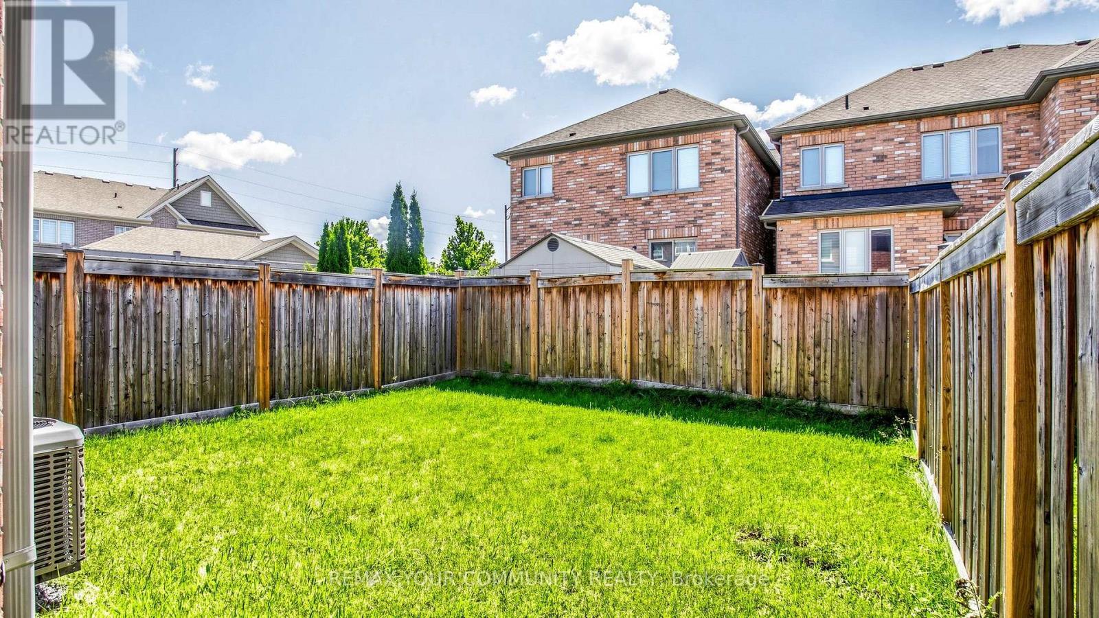 3 Frederick Pearson Street, East Gwillimbury, Ontario  L9N 0R9 - Photo 48 - N13609954