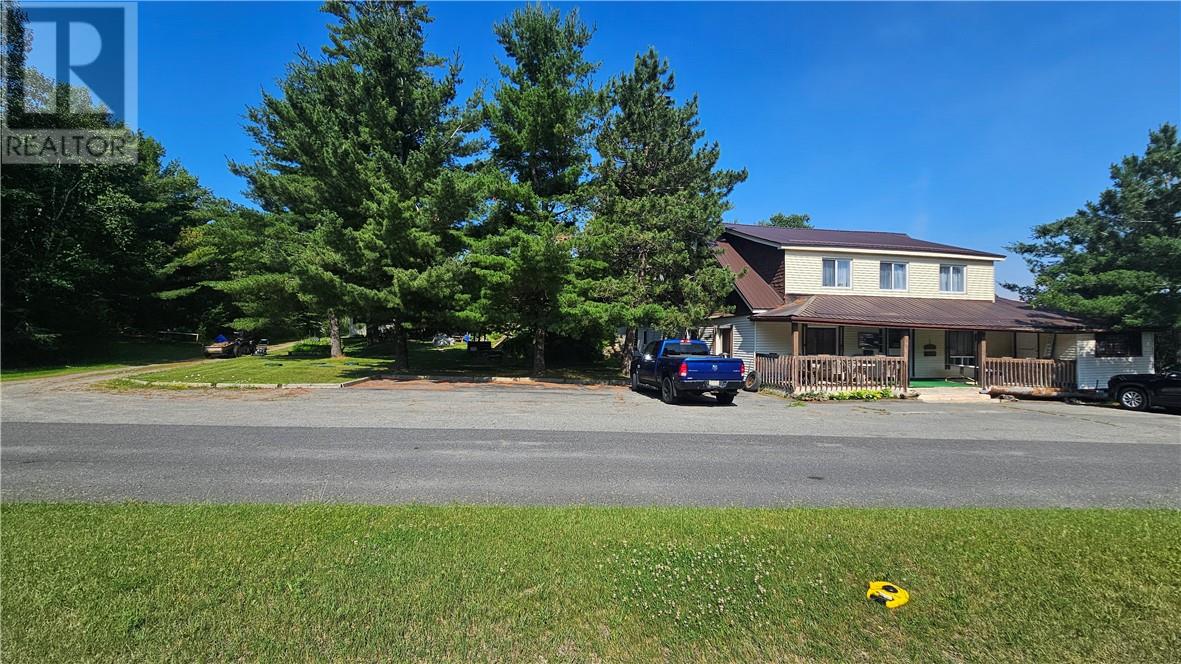 2635 Highway 535 West Arm, St. Charles, Ontario  P0M 2W0 - Photo 3 - 2129156