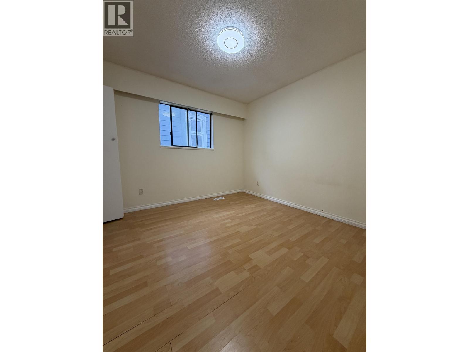 5794 Lanark Street, Vancouver, British Columbia  V5P 2Y5 - Photo 6 - R3134387