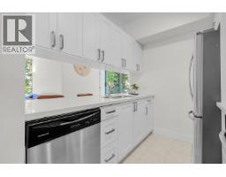 302 8871 LANSDOWNE ROAD, Richmond, British Columbia