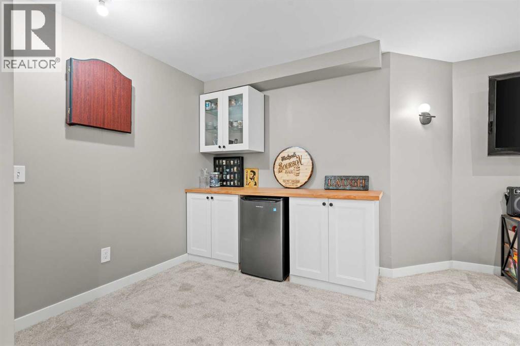 85 Evermeadow Manor SW, Calgary, Alberta  T2Y 4W8 - Photo 24 - A2327764