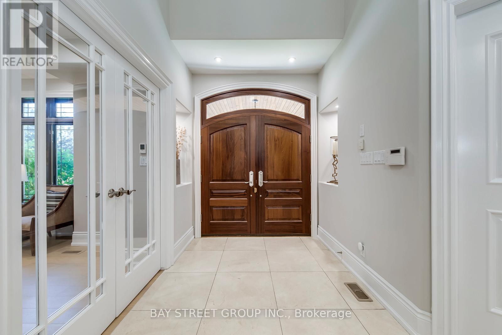 452 Avon Crescent, Oakville, Ontario  L6J 2T3 - Photo 12 - W13610076