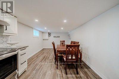 60 Dorking Crescent, Toronto, Ontario  M3M 2B6 - Photo 33 - W13610218