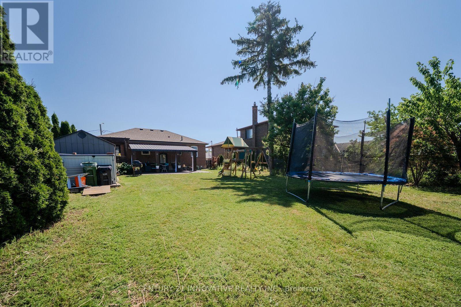 60 Dorking Crescent, Toronto, Ontario  M3M 2B6 - Photo 49 - W13610218