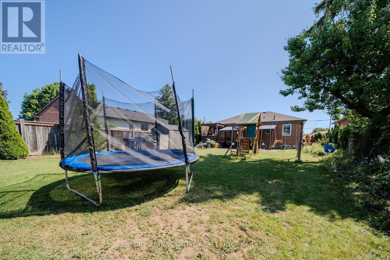 60 Dorking Crescent, Toronto, Ontario  M3M 2B6 - Photo 50 - W13610218
