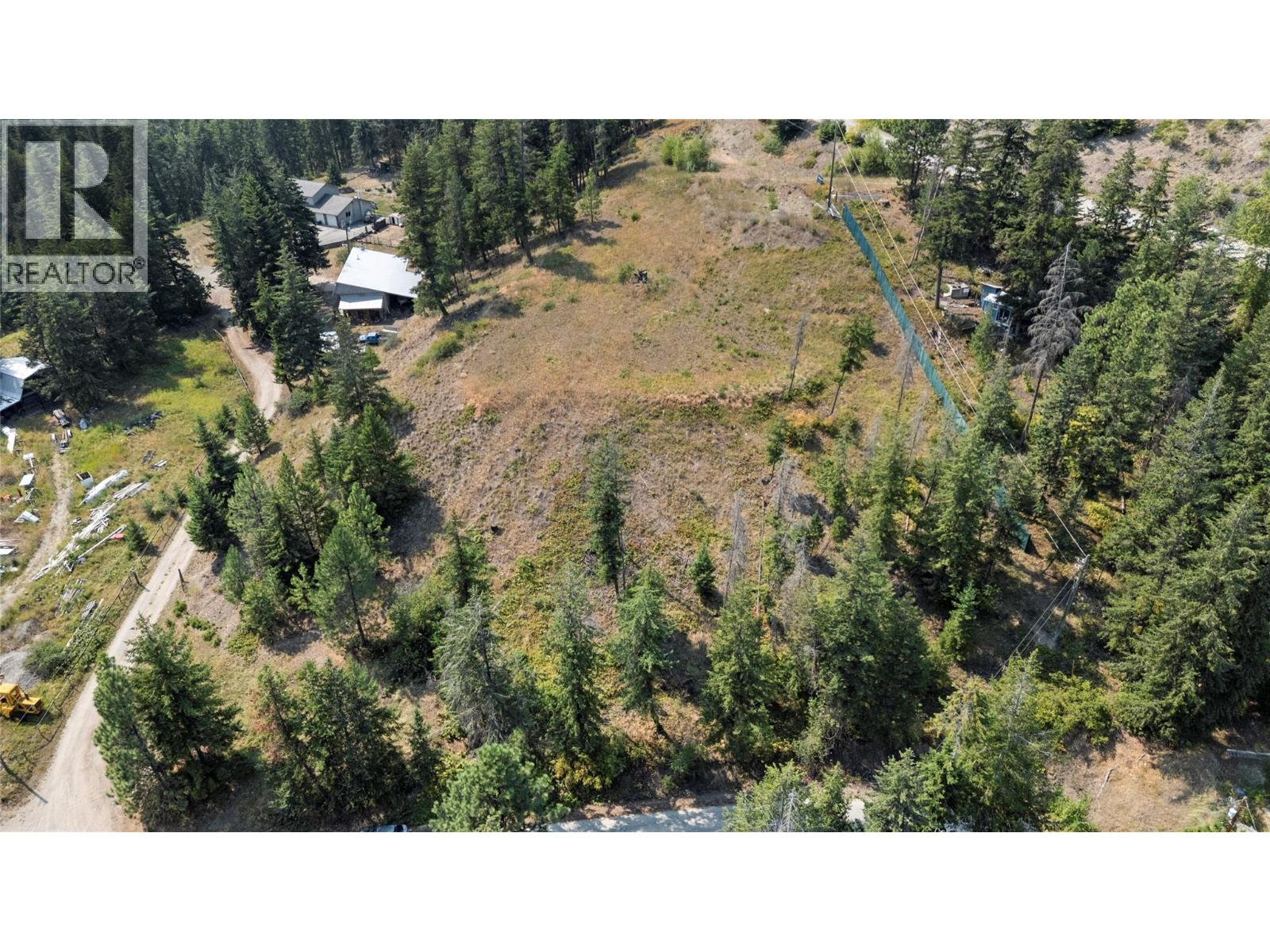 1353 Lee Creek Drive, Lee Creek, British Columbia  V0E 1M4 - Photo 2 - 10395984