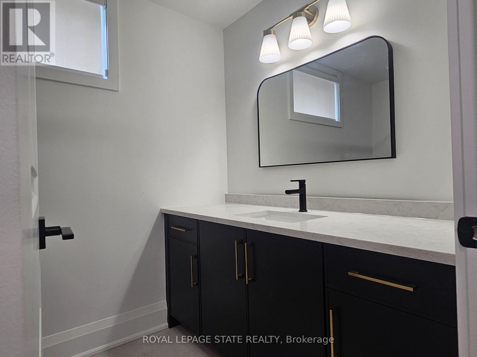 Lower - 115 Chesley Street, Hamilton, Ontario  L9C 3V9 - Photo 17 - X13610010