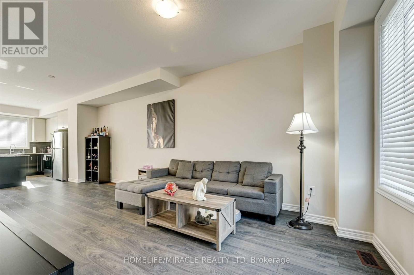 16 Hibiscus Lane, Hamilton (Vincent), Ontario  L8K 5J3 - Photo 16 - X13610034