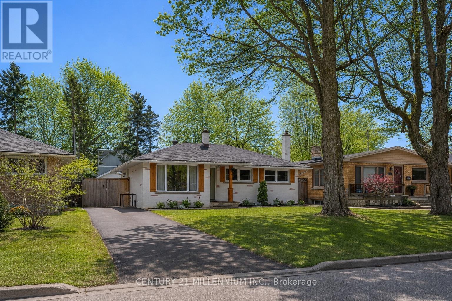 110 ZINA STREET, Orangeville, Ontario