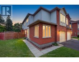 137 HUNTERSWOOD CRESCENT, ottawa, Ontario