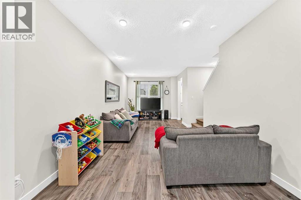 112 Carrington Boulevard Nw, Calgary, Alberta  T3P 1K8 - Photo 8 - A2325340