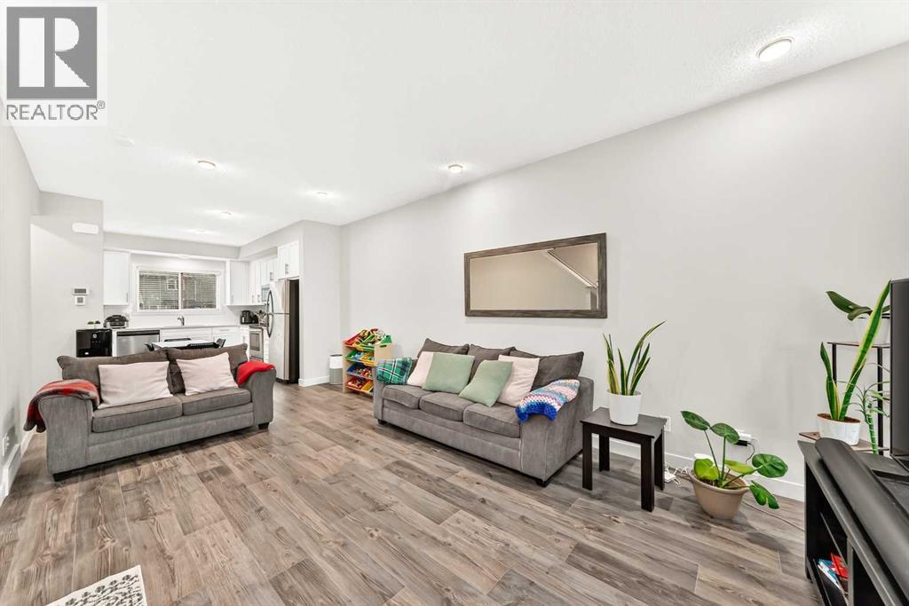 112 Carrington Boulevard Nw, Calgary, Alberta  T3P 1K8 - Photo 11 - A2325340