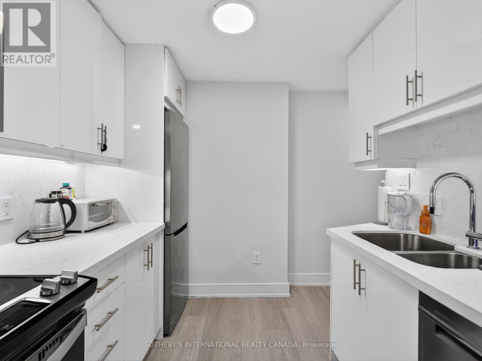 1b - 24 College View Avenue, Toronto, Ontario  M5P 1J4 - Photo 15 - C13610276