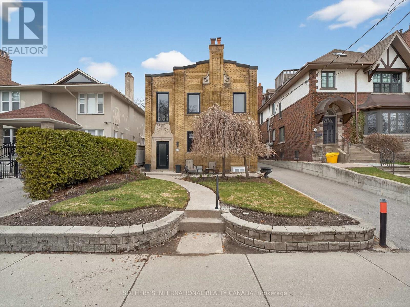 1b - 24 College View Avenue, Toronto, Ontario  M5P 1J4 - Photo 3 - C13610276