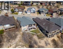 1285 Tanemura Crescent, Kelowna, British Columbia  V1P 1R5 - Photo 9 - 10395974