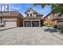 348 VELLORE AVENUE, Vaughan, Ontario
