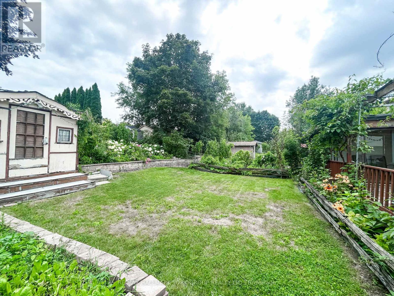 19 Stonehill Boulevard, East Gwillimbury, Ontario  L9N 1C9 - Photo 13 - N13610282
