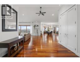 509 Caramillo Court, Kelowna, British Columbia  V1V 2K9 - Photo 5 - 10374577