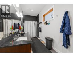 509 Caramillo Court, Kelowna, British Columbia  V1V 2K9 - Photo 48 - 10374577