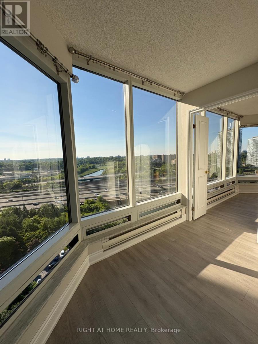 # 1812 - 1 Palace Pier Court, Toronto, Ontario  M8V 3W9 - Photo 5 - W13503554