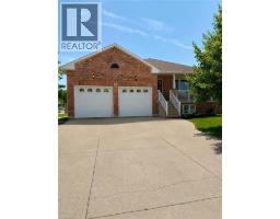 7 SPITFIRE Drive, mount hope, Ontario