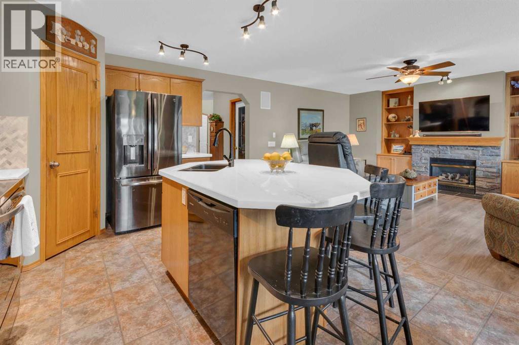 264 Tuscany Ridge View Nw, Calgary, Alberta  T3L 2J7 - Photo 12 - A2329666
