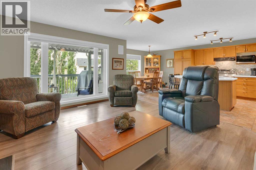 264 Tuscany Ridge View Nw, Calgary, Alberta  T3L 2J7 - Photo 6 - A2329666
