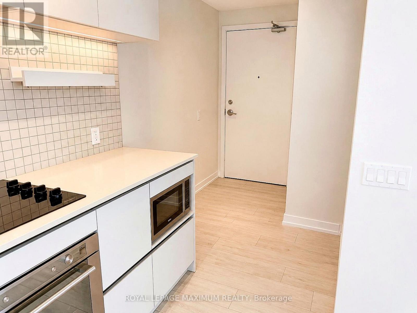 5512 - 5 Buttermill Avenue, Vaughan, Ontario  L4K 0J5 - Photo 12 - N13121058