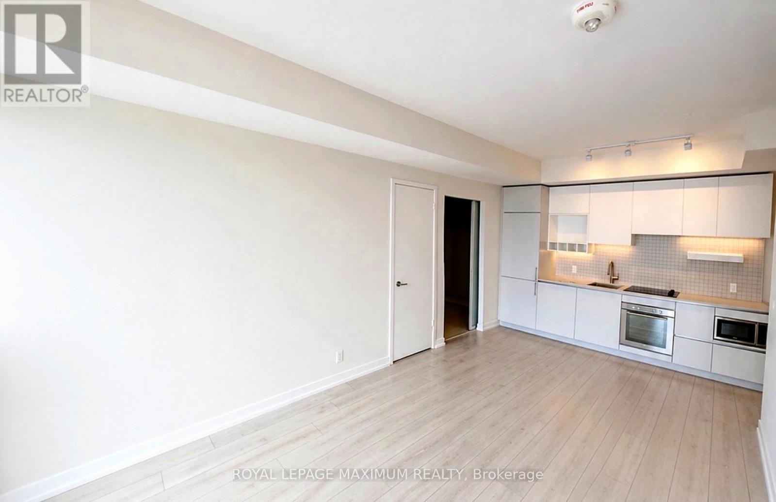5512 - 5 Buttermill Avenue, Vaughan, Ontario  L4K 0J5 - Photo 9 - N13121058