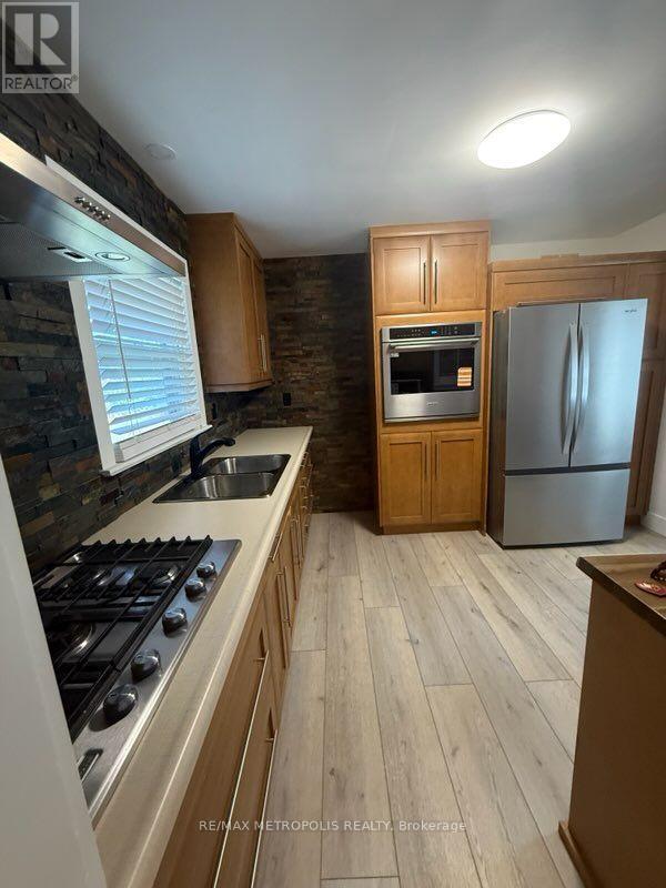 6543 Waterworks Road, Sarnia, Ontario  N0N 1E0 - Photo 4 - X13608758