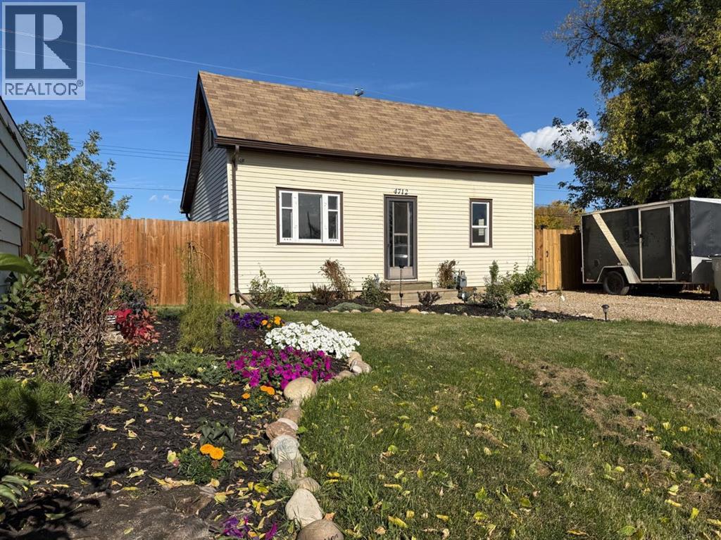 4712 52nd Avenue, High Prairie, Alberta  T0G 1E0 - Photo 1 - A2263512