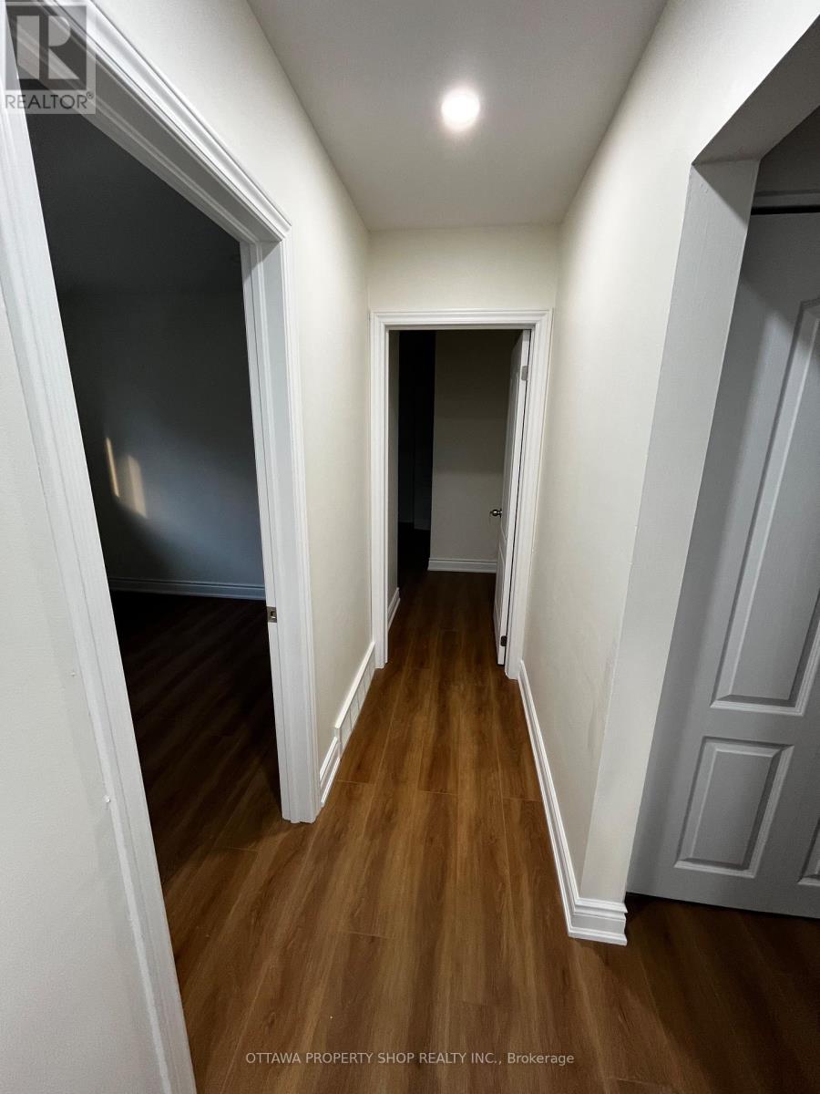 12 Council Crescent, Toronto, Ontario  M3J 1J6 - Photo 12 - W13610420