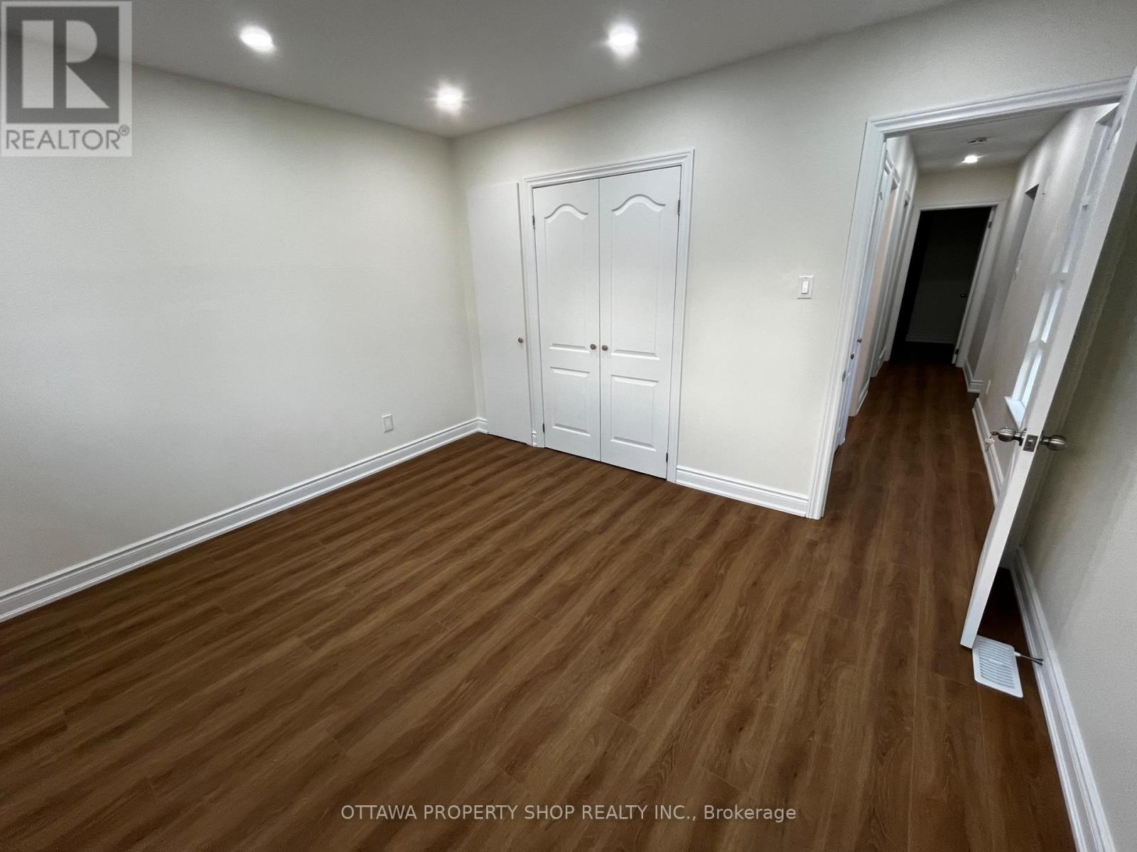 12 Council Crescent, Toronto, Ontario  M3J 1J6 - Photo 19 - W13610420