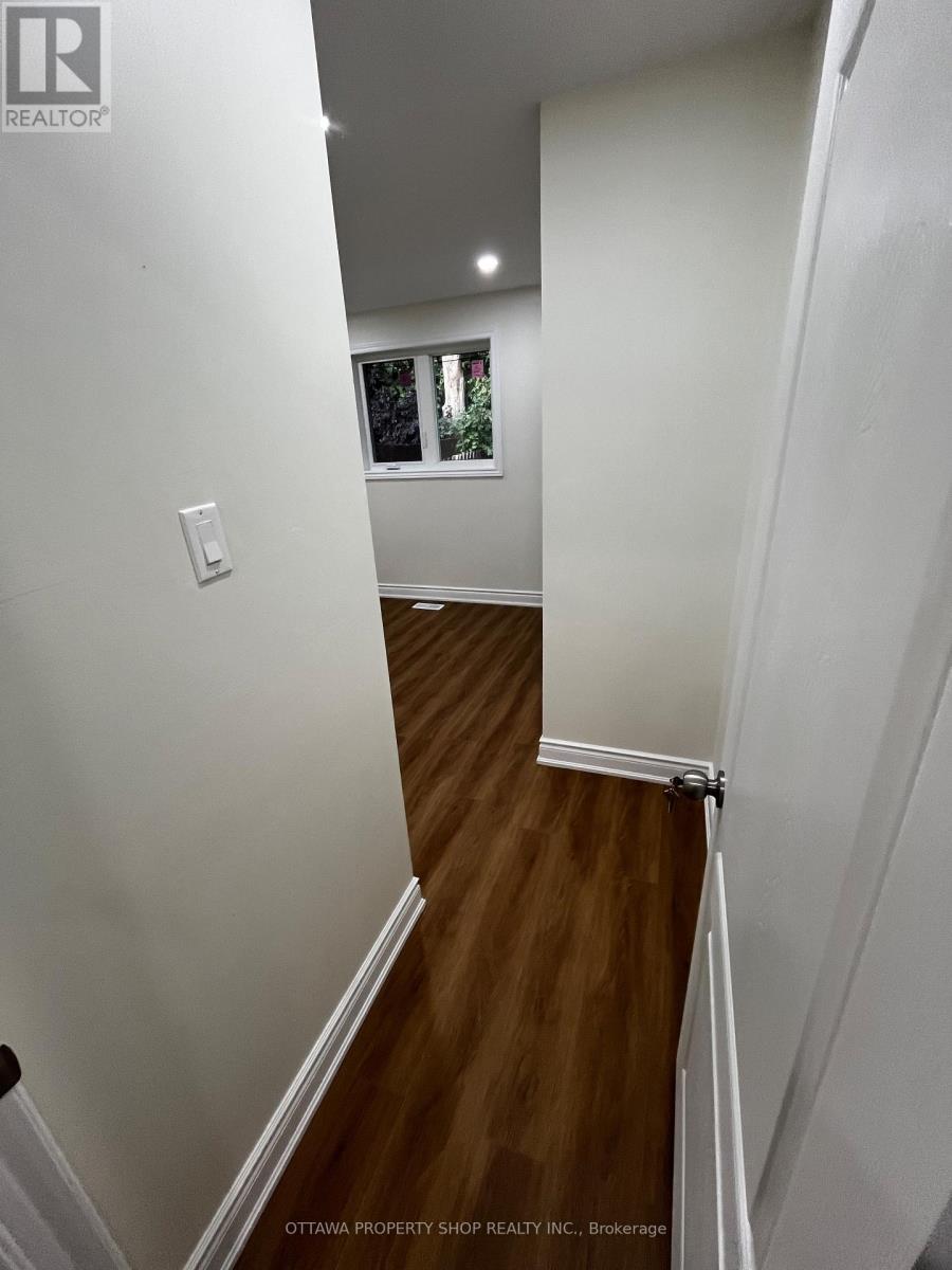 12 Council Crescent, Toronto, Ontario  M3J 1J6 - Photo 20 - W13610420