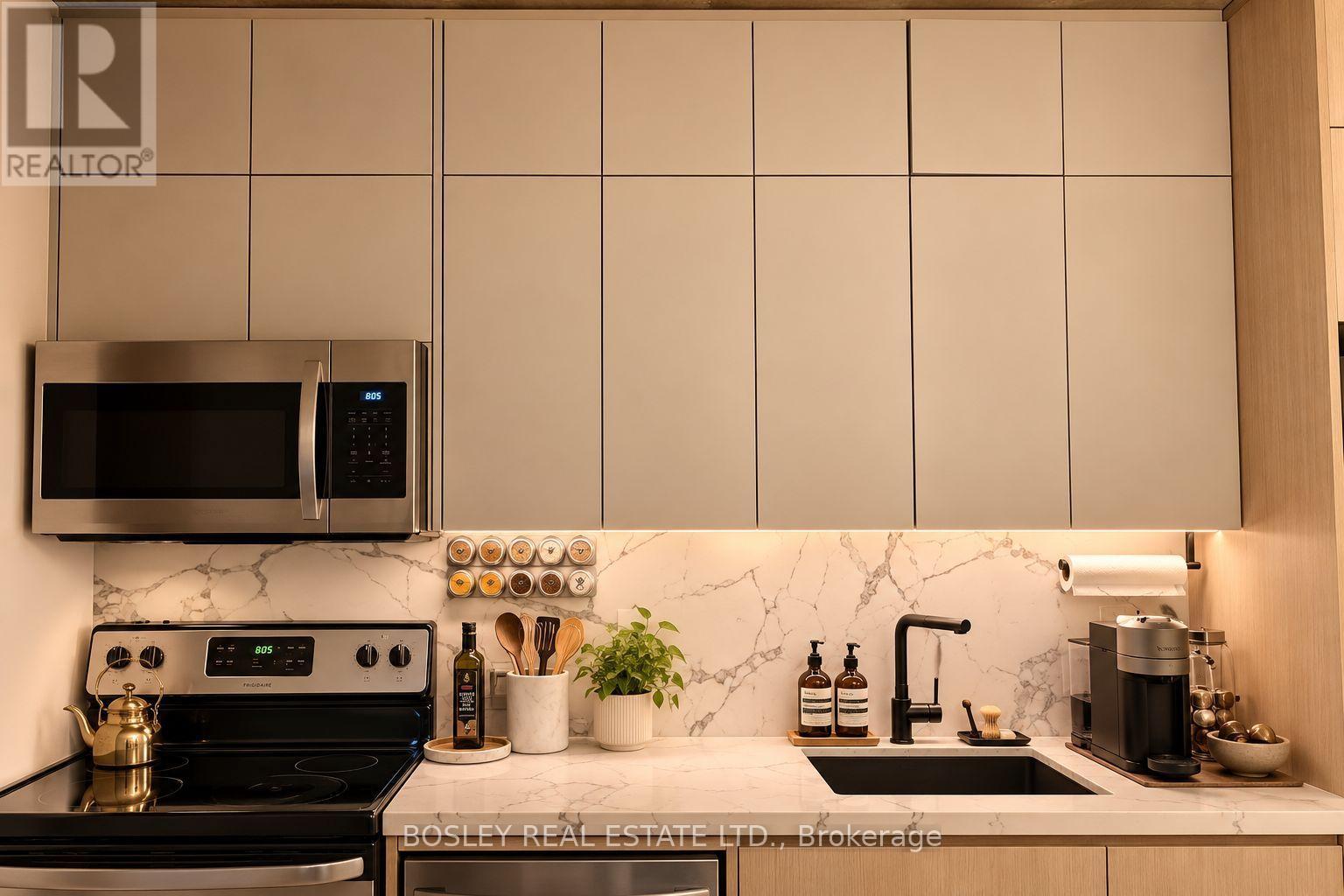 1313 - 150 Sudbury Street, Toronto, Ontario  M6J 3S8 - Photo 6 - C13610316