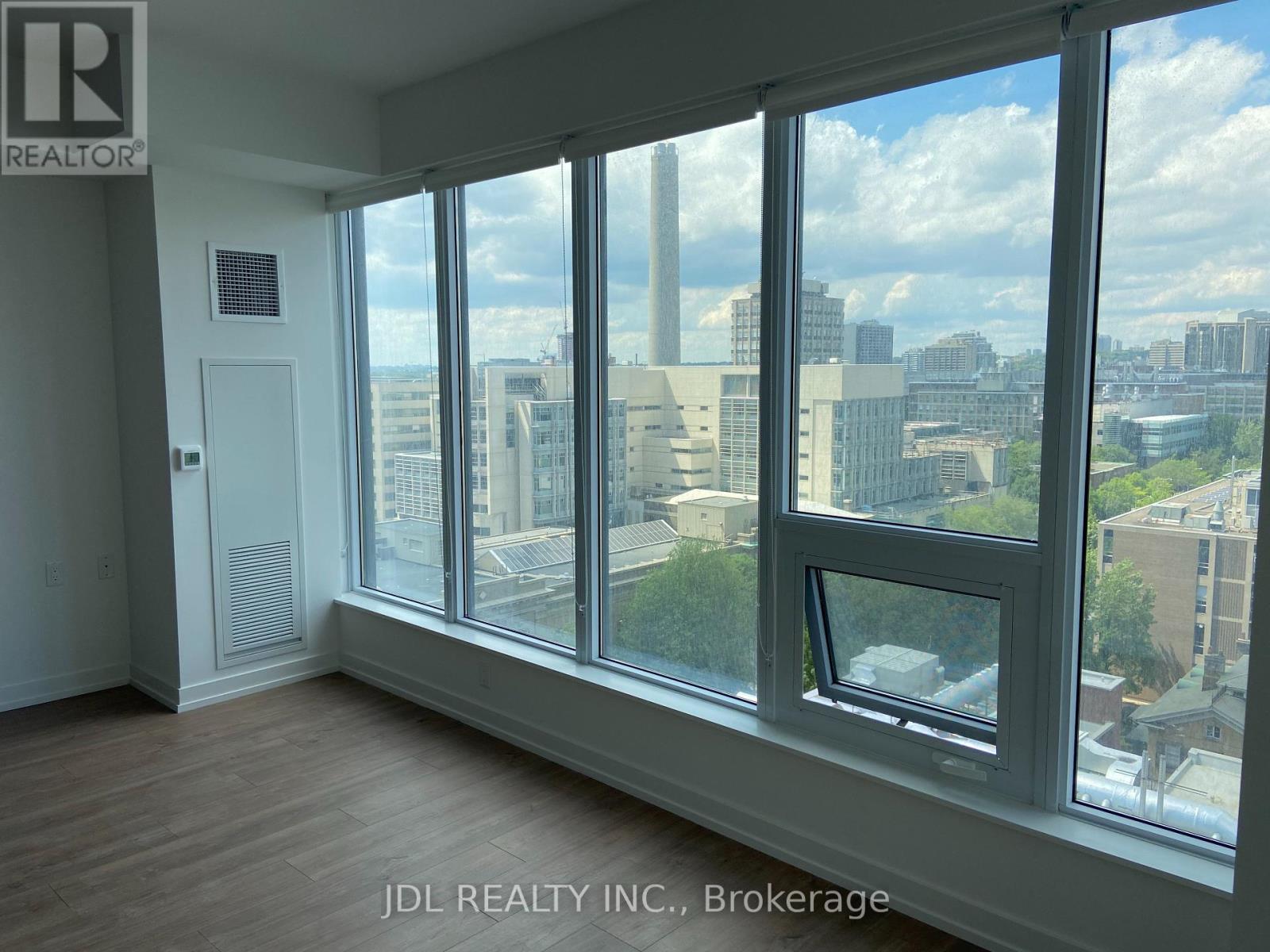 1306 - 203 College Street, Toronto, Ontario  M5T 1P9 - Photo 3 - C13610346