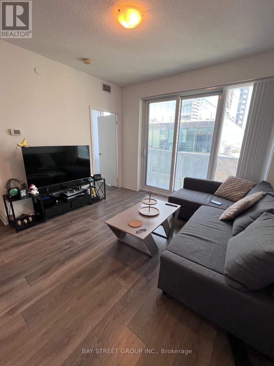 4601 - 100 Harbour Street, Toronto, Ontario  M5J 0B5 - Photo 3 - C13610376