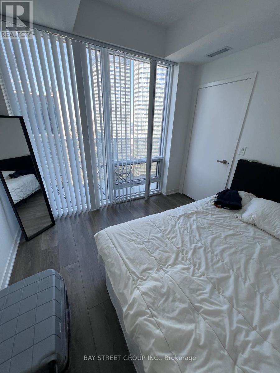 4601 - 100 Harbour Street, Toronto, Ontario  M5J 0B5 - Photo 6 - C13610376