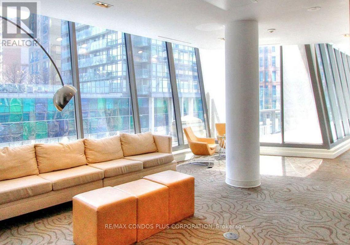 5007 - 832 Bay Street, Toronto (Bay Street Corridor), Ontario  M5S 1Z6 - Photo 11 - C13610396