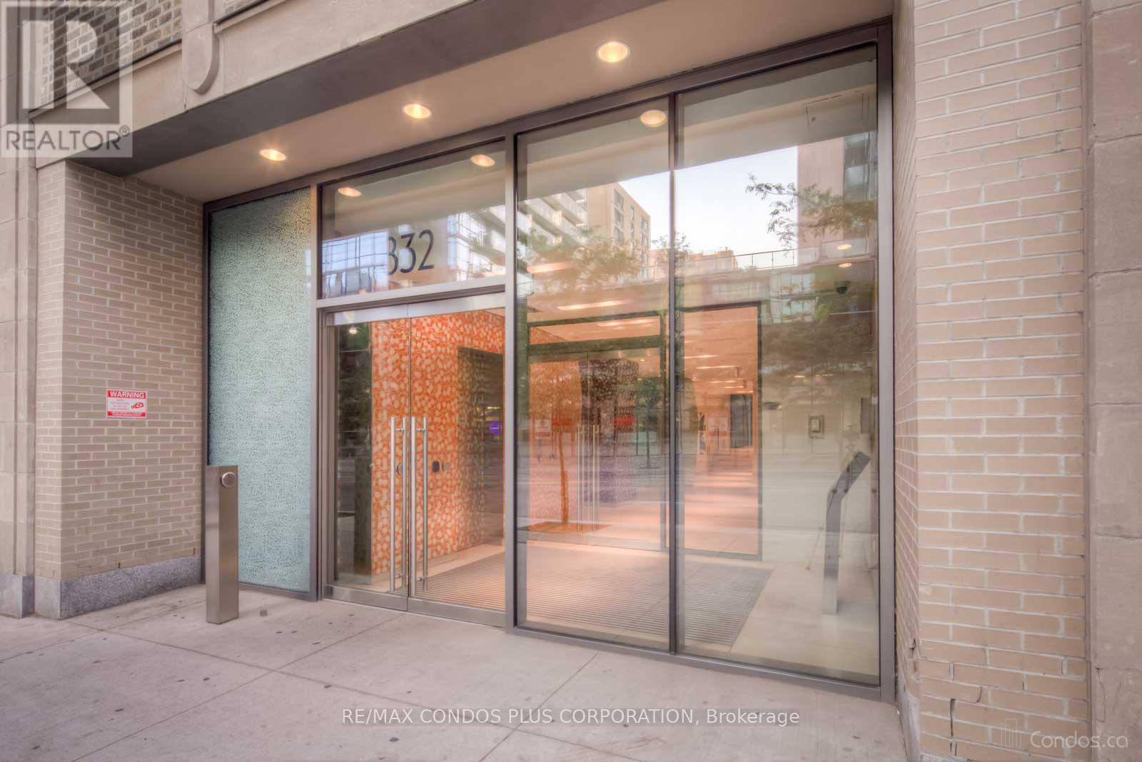 5007 - 832 Bay Street, Toronto (Bay Street Corridor), Ontario  M5S 1Z6 - Photo 3 - C13610396