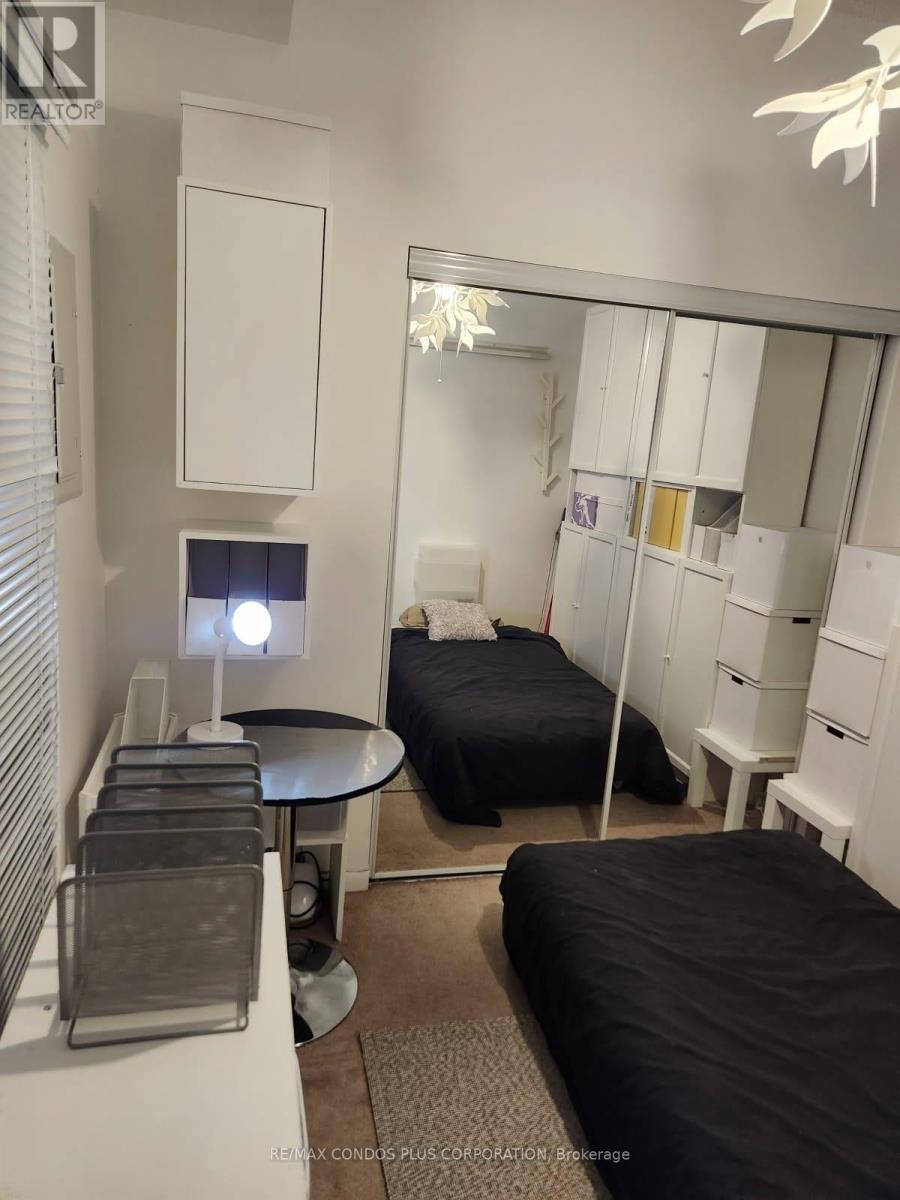 5007 - 832 Bay Street, Toronto (Bay Street Corridor), Ontario  M5S 1Z6 - Photo 7 - C13610396