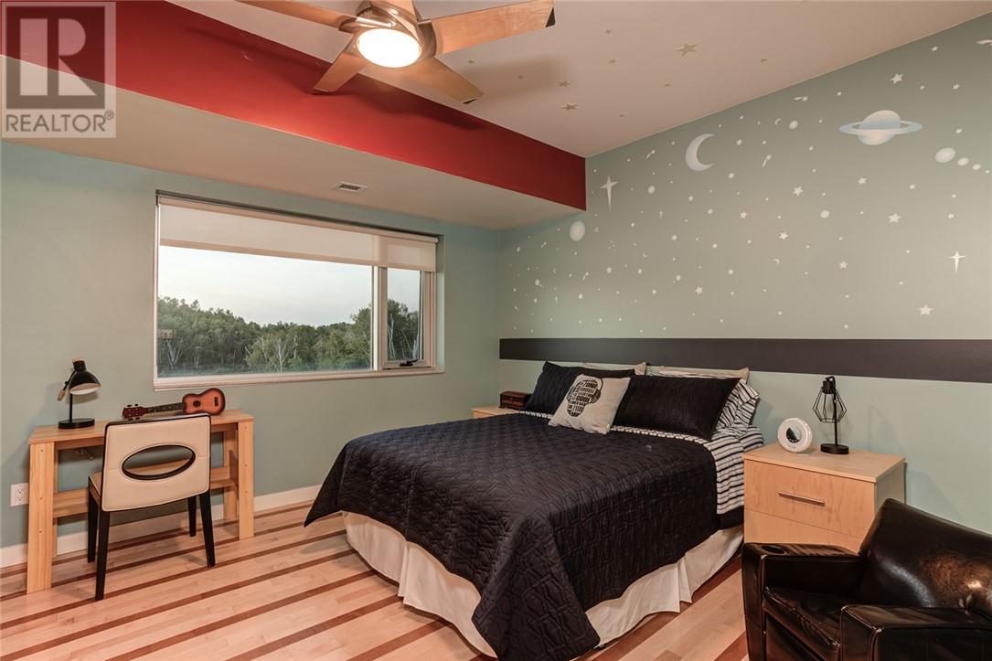 2410 South Bay Road, Sudbury, Ontario  P3E 6H7 - Photo 28 - 2126640