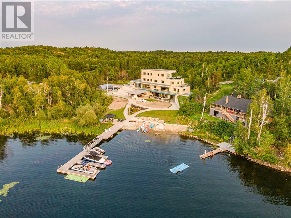 2410 South Bay Road, Sudbury, Ontario  P3E 6H7 - Photo 3 - 2126640