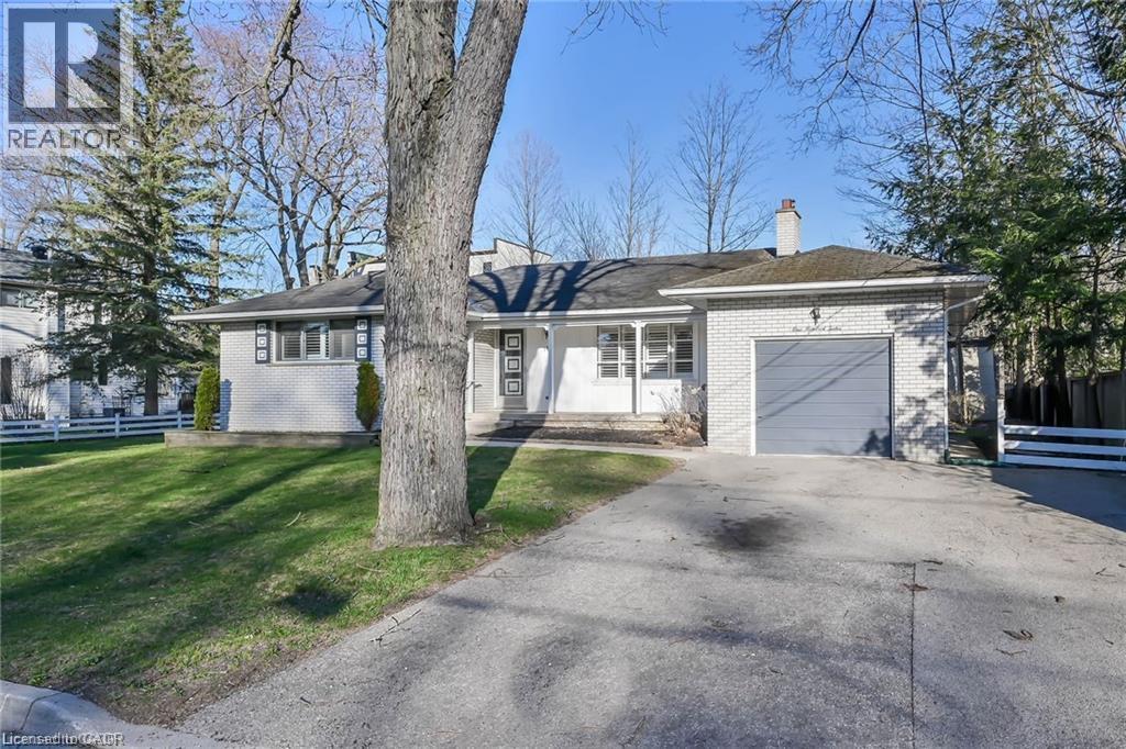 112 Academy Street, Ancaster, Ontario  L9G 2Y1 - Photo 2 - 40851290