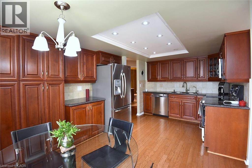 55 Kingsbridge Garden Circle Unit# 2210, Mississauga, Ontario  L5R 1Y1 - Photo 10 - 40847297