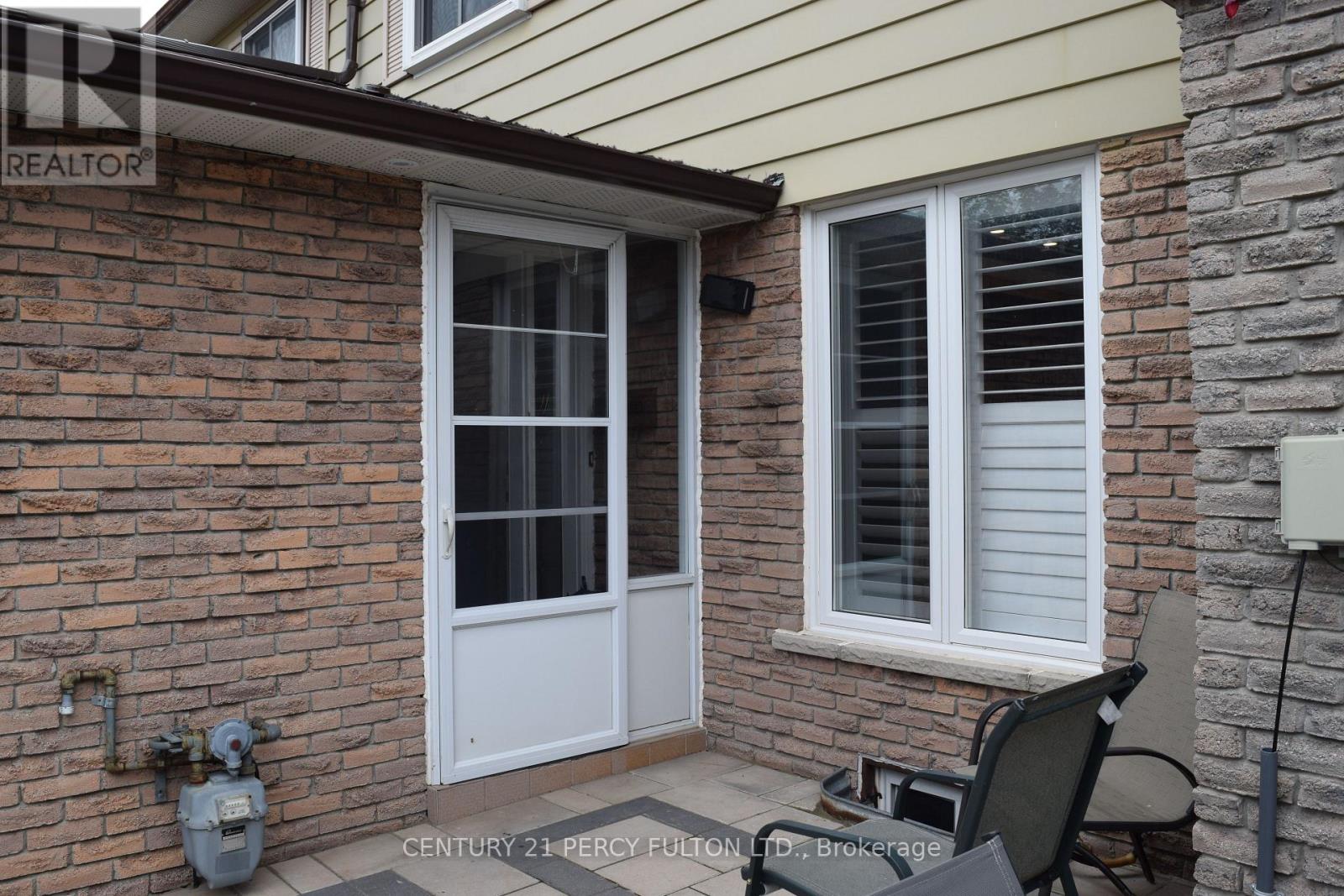 26 Robbinstone Drive, Toronto, Ontario  M1B 2E6 - Photo 4 - E13477966